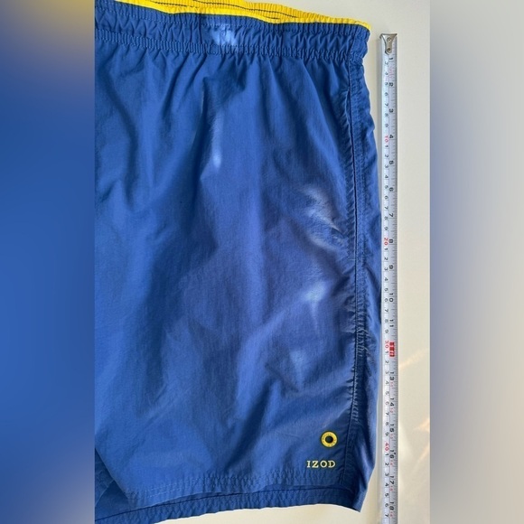 IZOD Men’s Blue and Yellow Swim Trunks Size XL - Picture 8 of 9